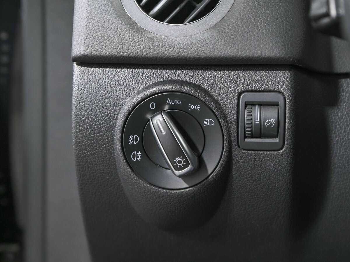 Купить Volkswagen Tiguan, 2013, 231 193 км, фото №13