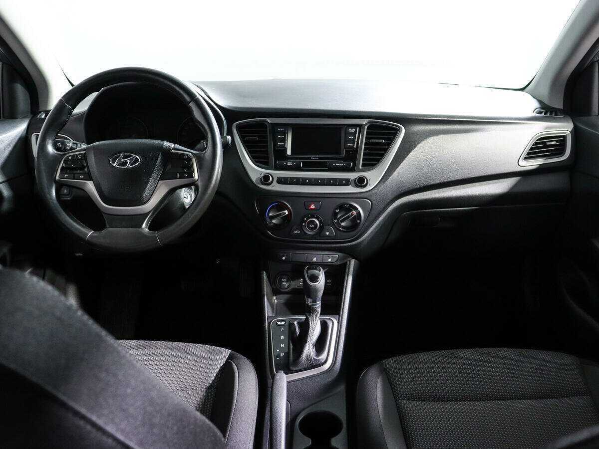 Купить Hyundai Solaris, 2017, 91 000 км, фото №10