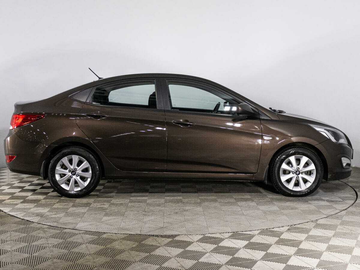 Купить Hyundai Solaris, 2016, 92 508 км, фото №4