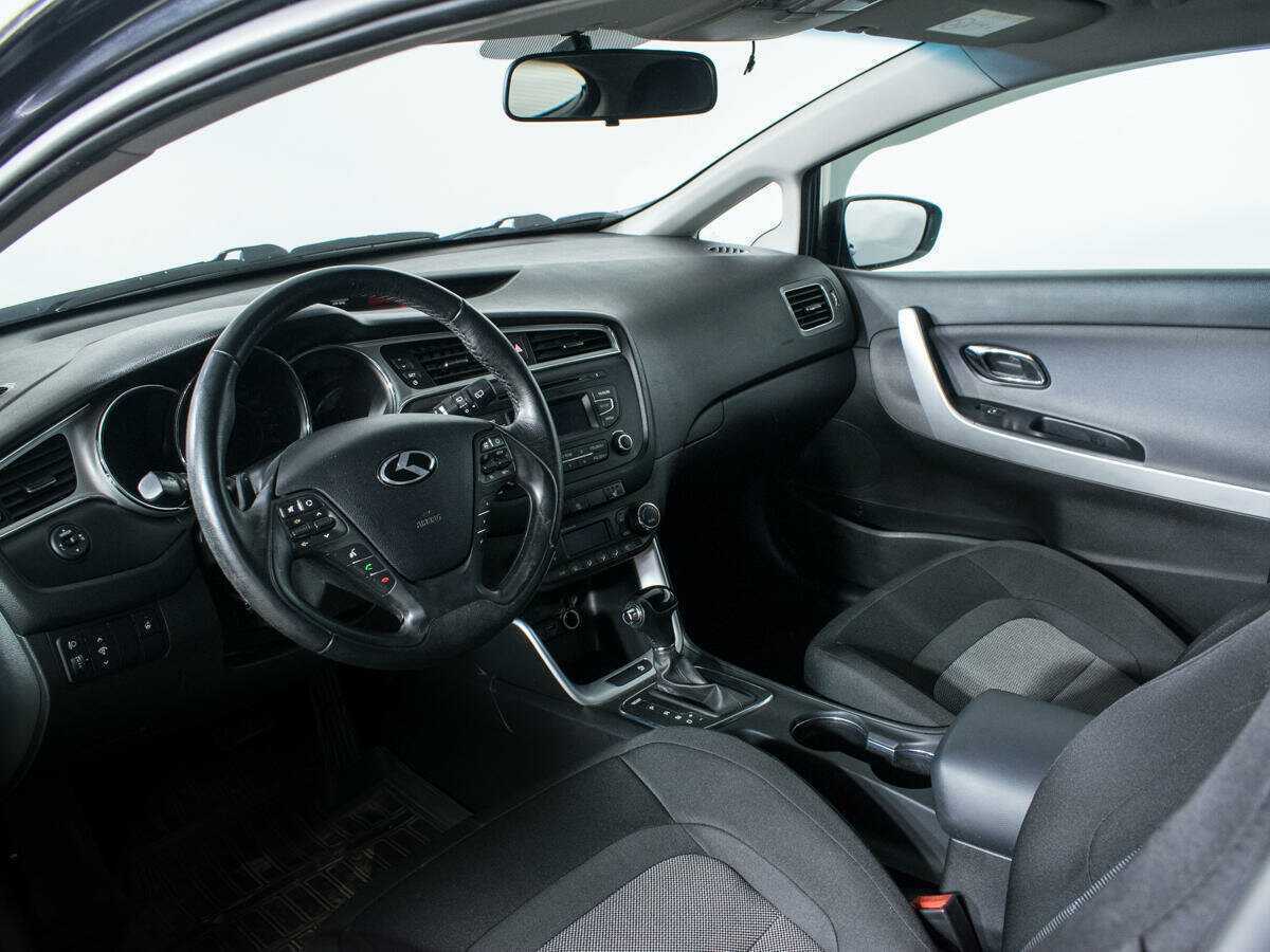 Купить Kia Ceed, 2015, 108 664 км, фото №9