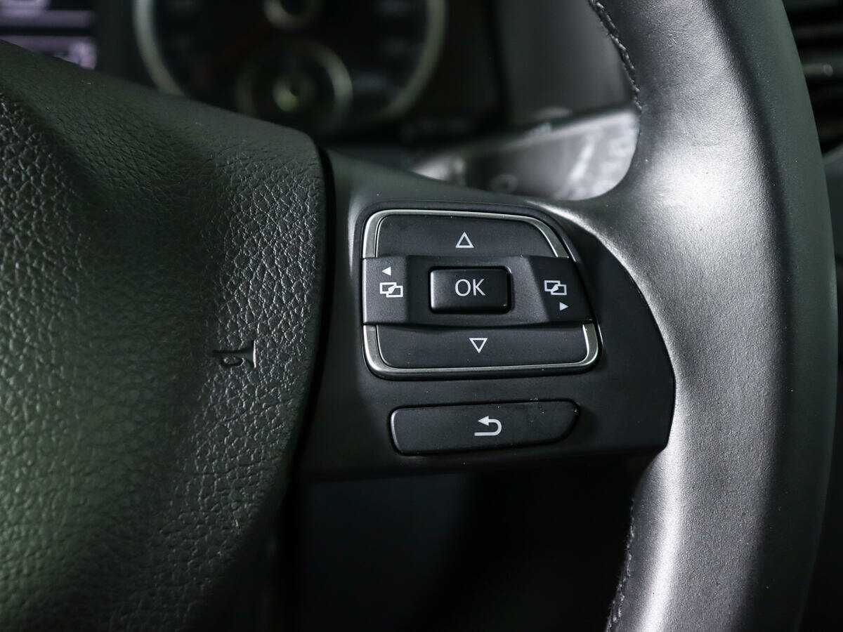 Купить Volkswagen Tiguan, 2012, 232 365 км, фото №16