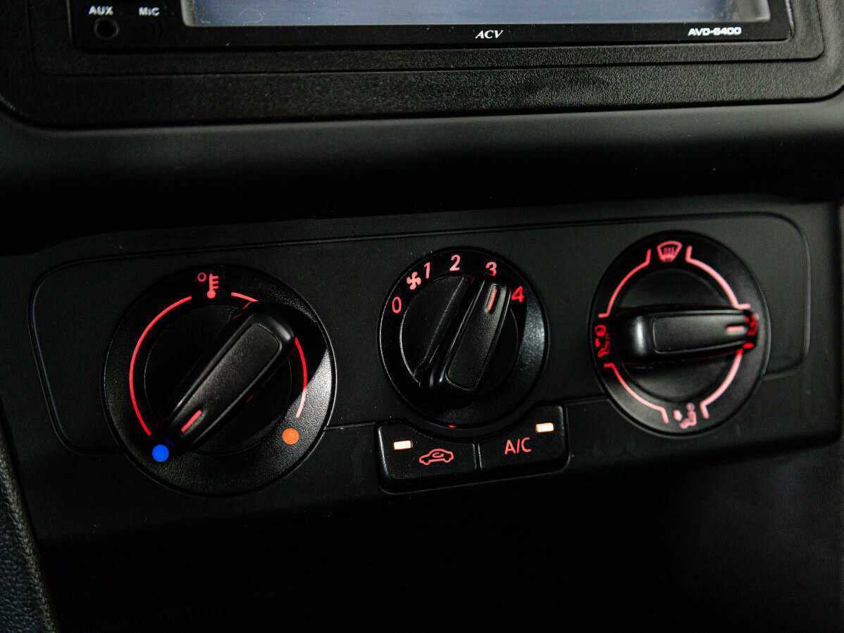 Купить Volkswagen Polo, 2015, 156 709 км, фото №16