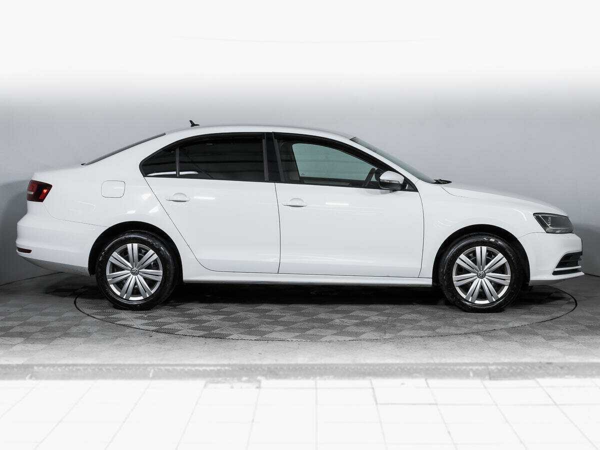 Купить Volkswagen Jetta, 2016, 111 271 км, фото №4