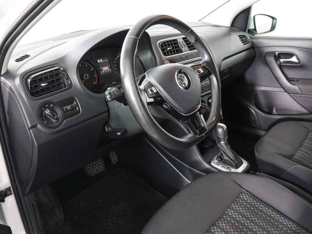 Купить Volkswagen Polo, 2019, 58 022 км, фото №9