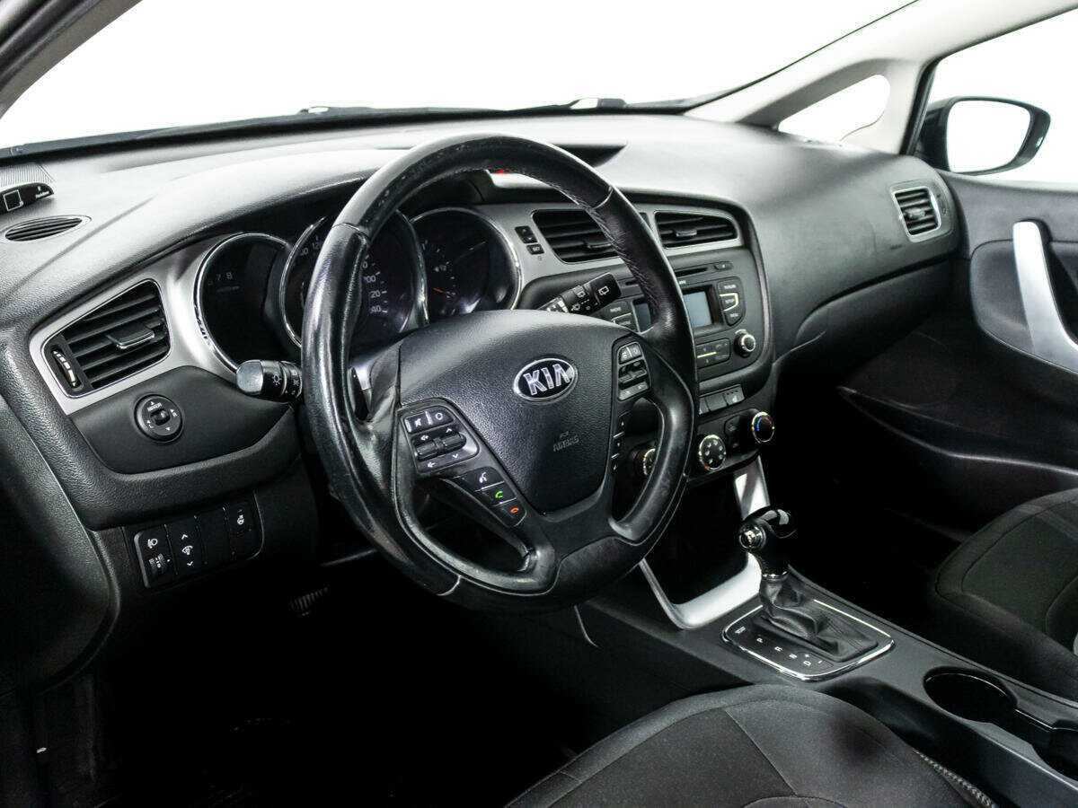 Купить Kia Ceed, 2015, 132 105 км, фото №11