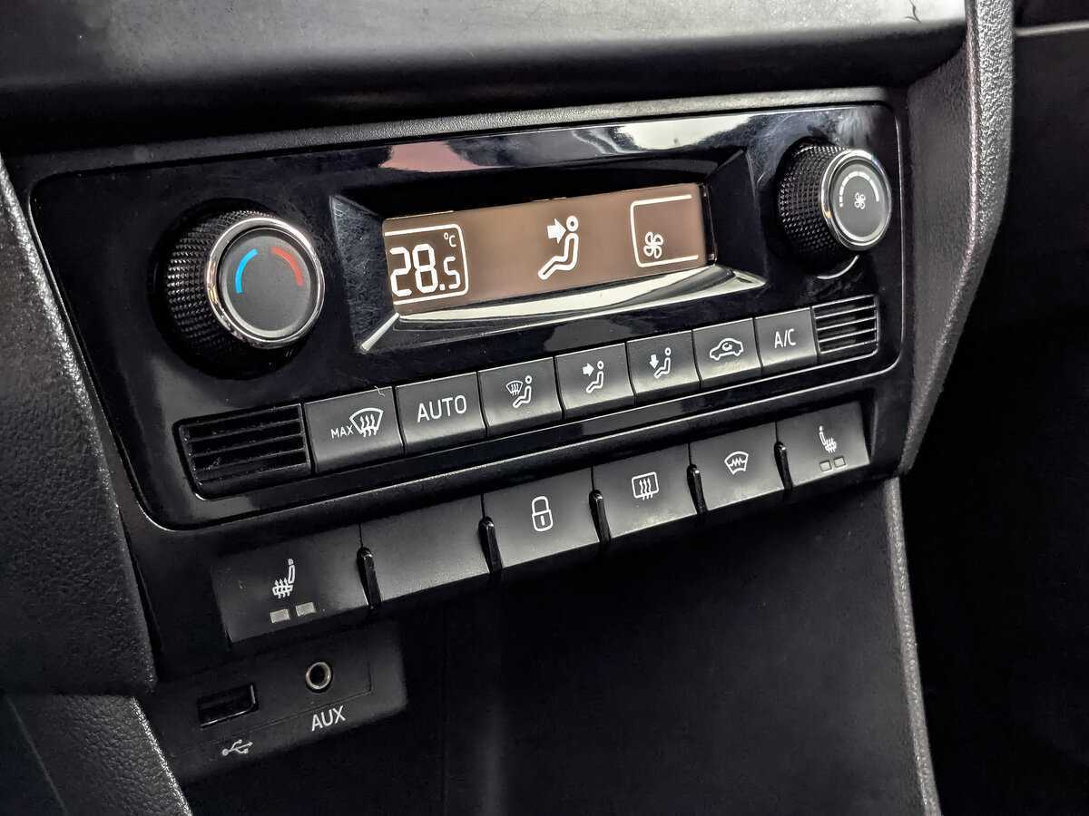 Купить Skoda Rapid, 2017, 147 008 км, фото №17