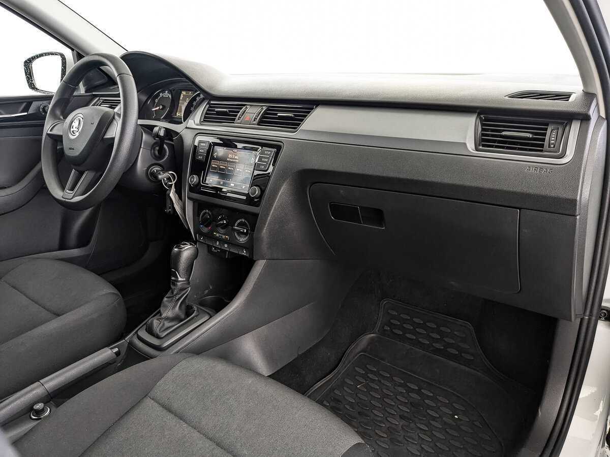 Купить Skoda Rapid, 2018, 25 879 км, фото №9