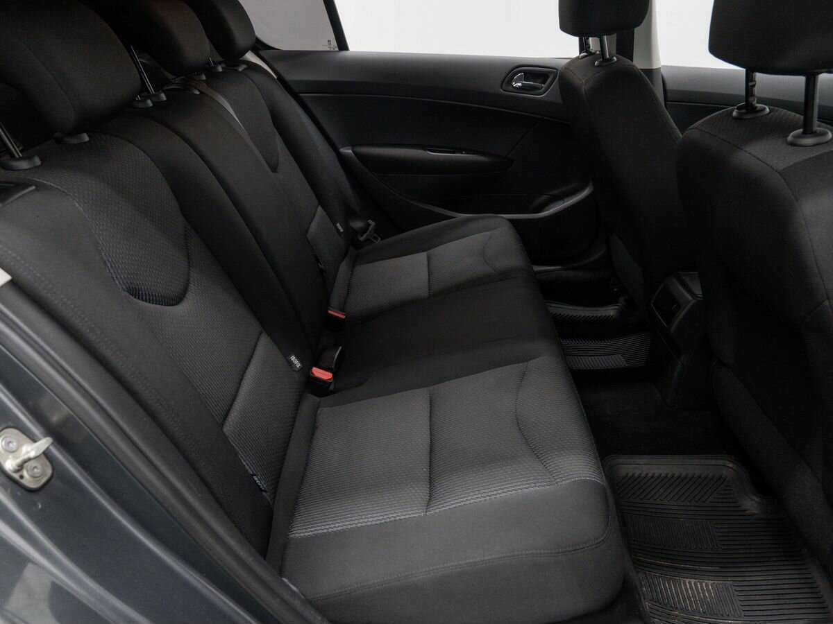 Купить Peugeot 408, 2013, 151 000 км, фото №9