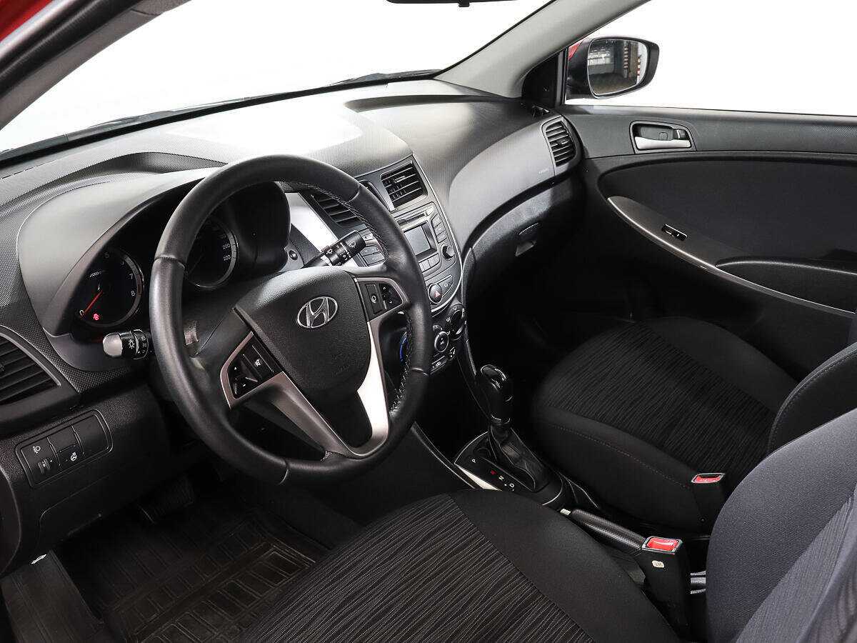 Купить Hyundai Solaris, 2014, 121 327 км, фото №13