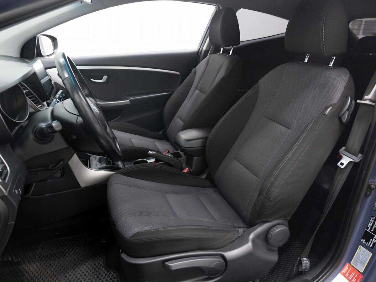 Купить Hyundai i30, 2013, 181 905 км, фото №10