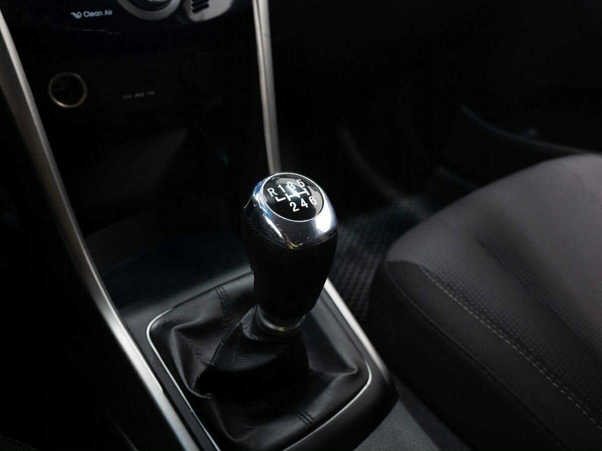 Купить Hyundai i30, 2013, 181 905 км, фото №19