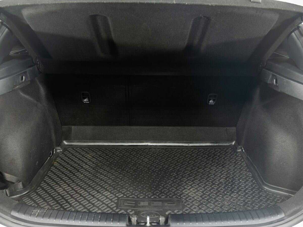 Купить Kia Ceed, 2018, 143 000 км, фото №24