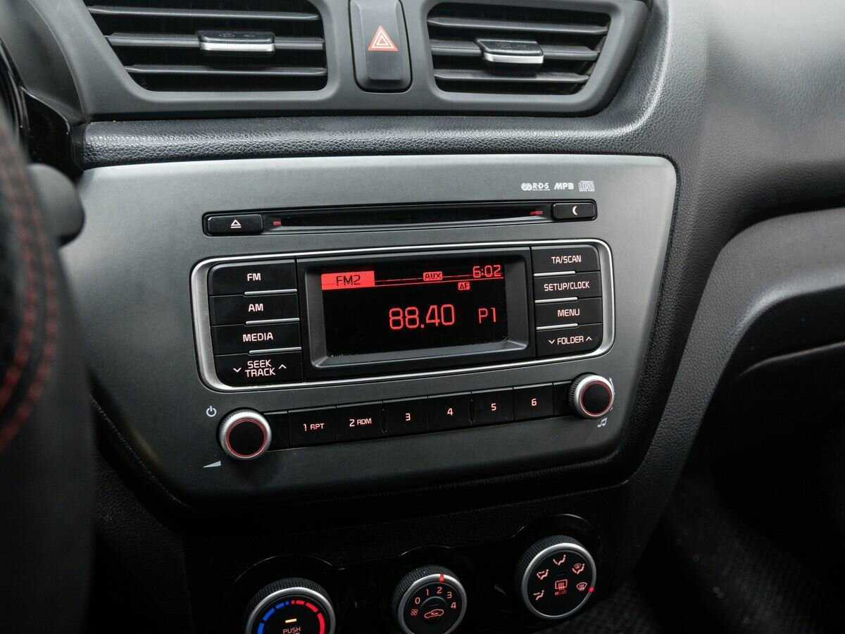 Купить Kia Rio, 2015, 197 000 км, фото №21