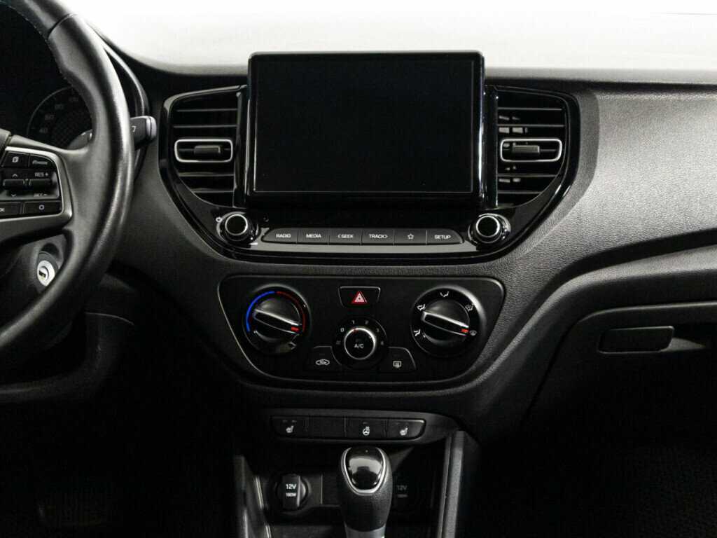 Купить Hyundai Solaris, 2021, 75 876 км, фото №14