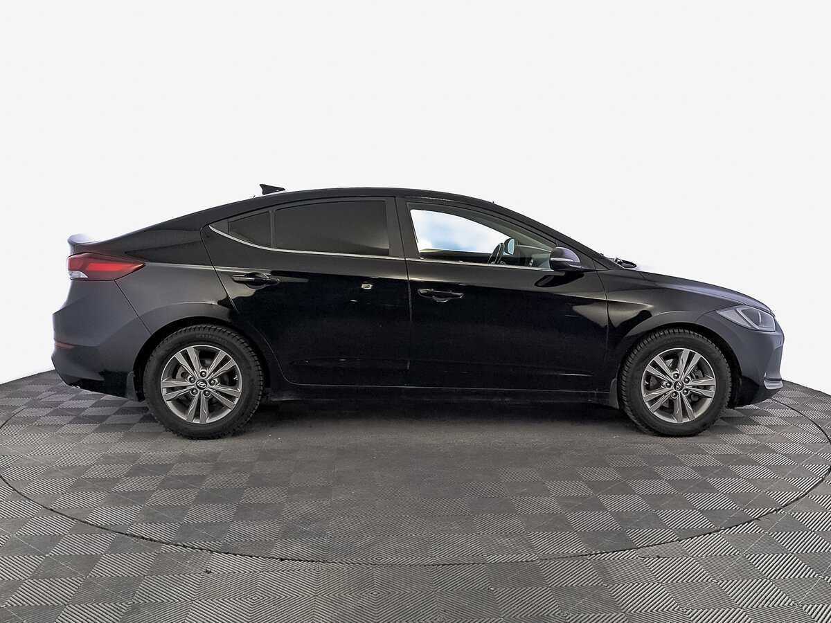 Купить Hyundai Elantra, 2017, 158 812 км, фото №4