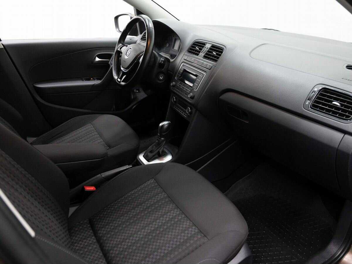 Купить Volkswagen Polo, 2016, 149 000 км, фото №12