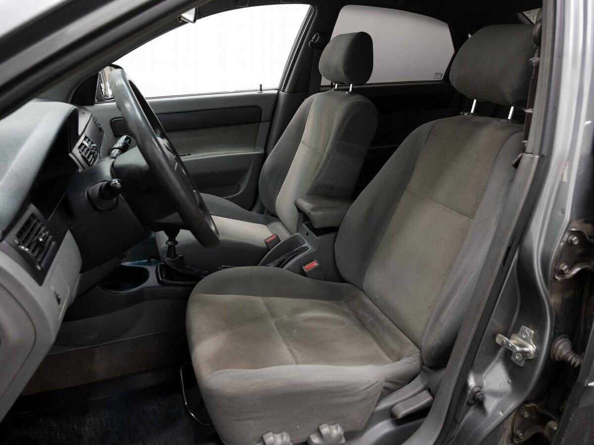 Купить Daewoo Gentra, 2013, 280 000 км, фото №8