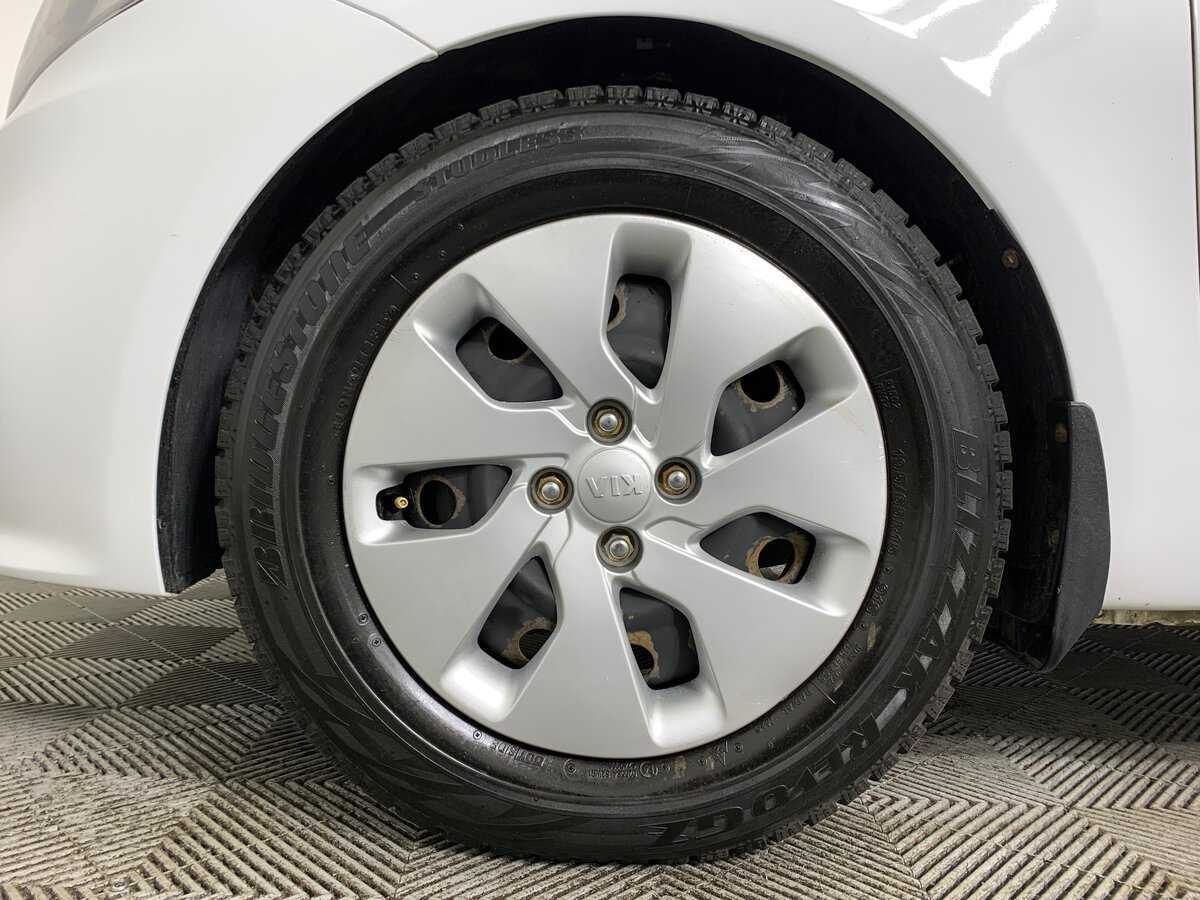 Купить Kia Rio, 2016, 198 980 км, фото №9