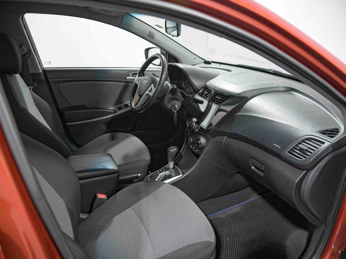 Купить Hyundai Solaris, 2012, 227 166 км, фото №12