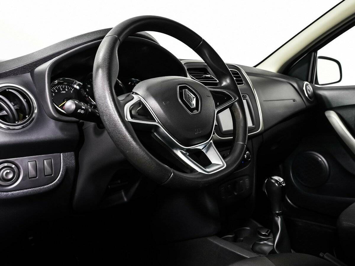 Купить Renault Logan, 2020, 83 196 км, фото №12