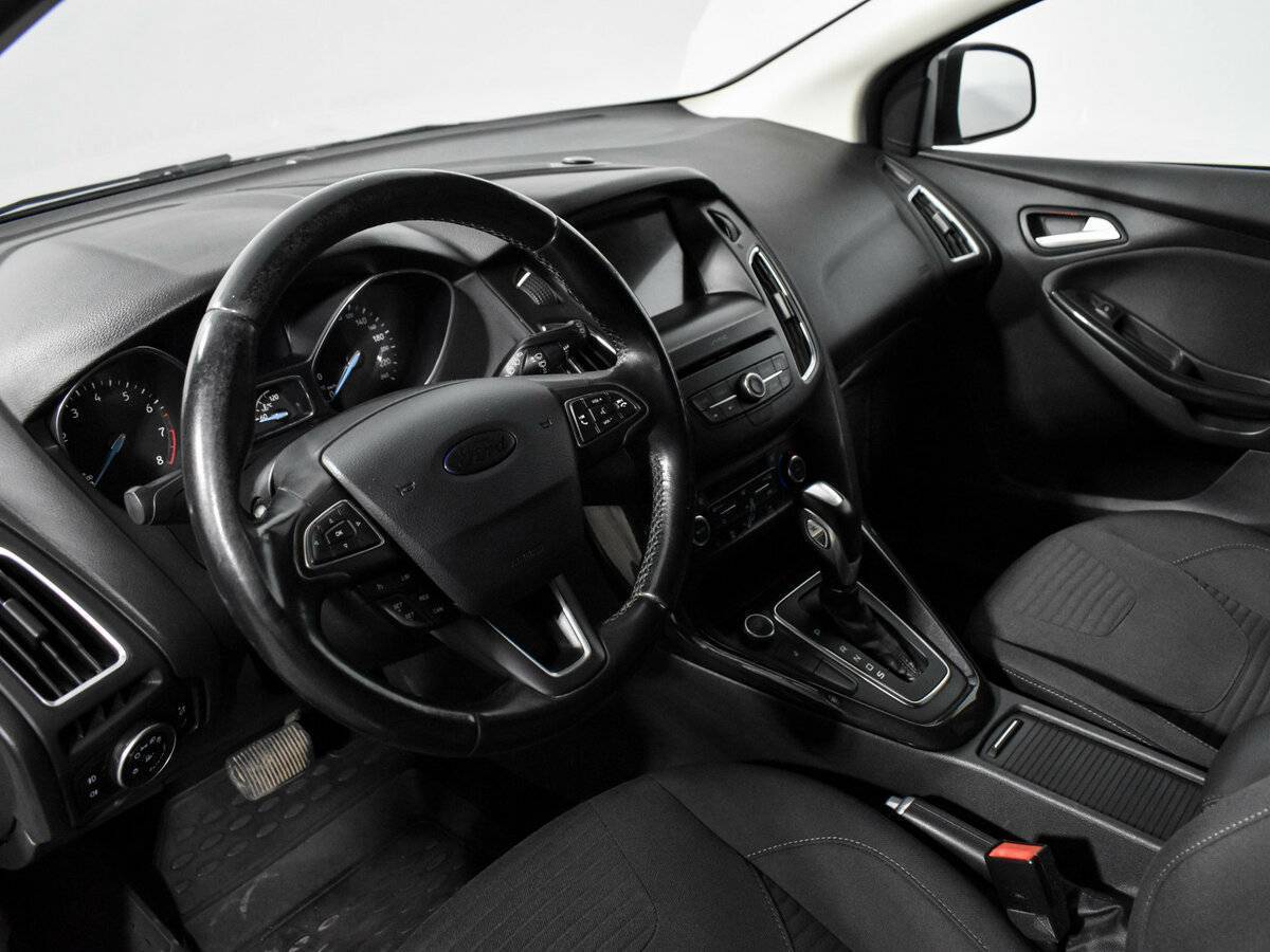 Купить Ford Focus, 2017, 169 878 км, фото №9