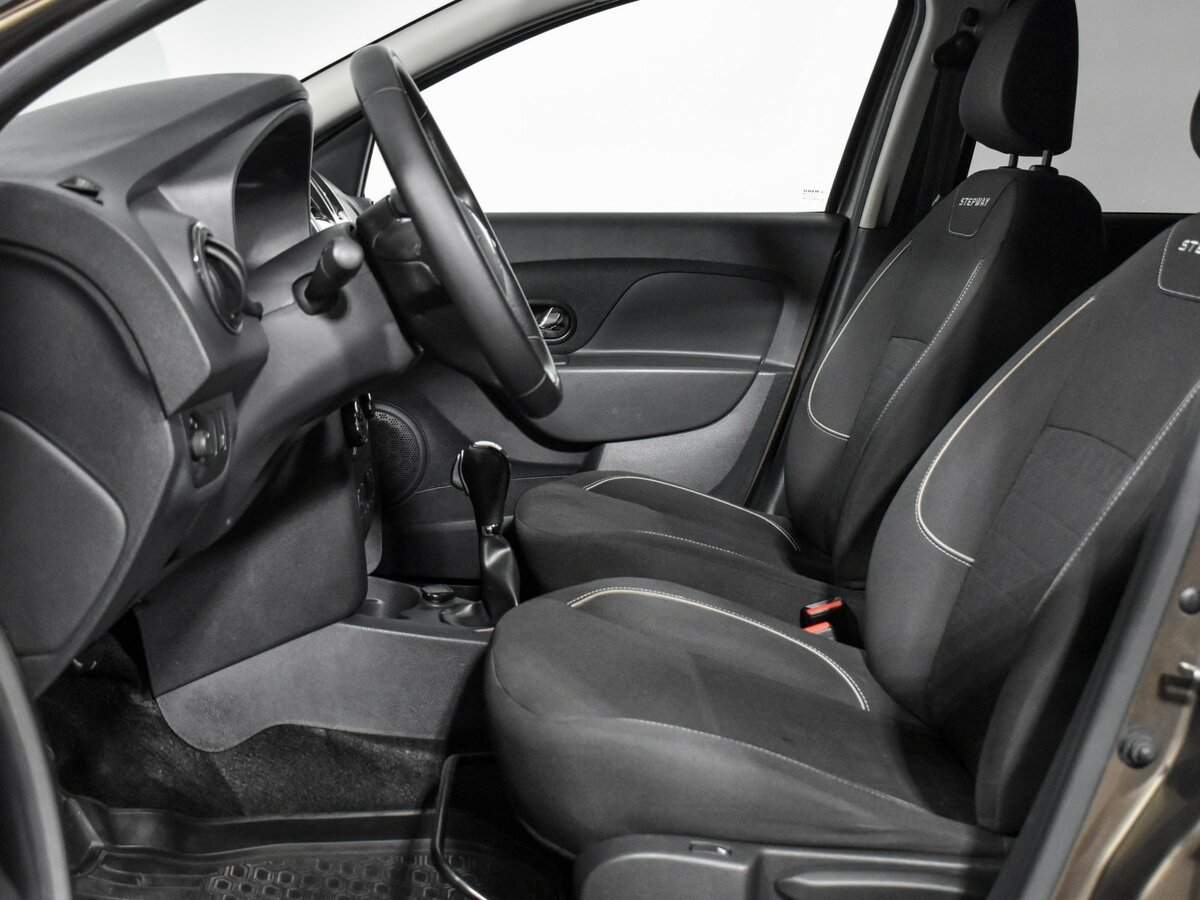 Купить Renault Sandero Stepway, 2019, 84 000 км, фото №21