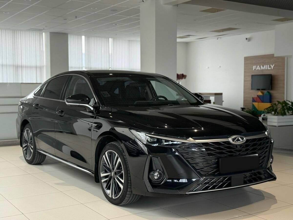 Chery Arrizo 8