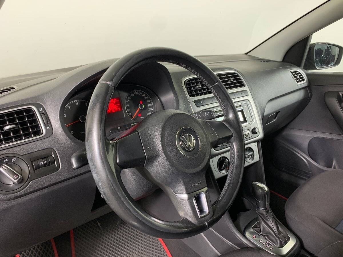 Купить Volkswagen Polo, 2013, 172 545 км, фото №8