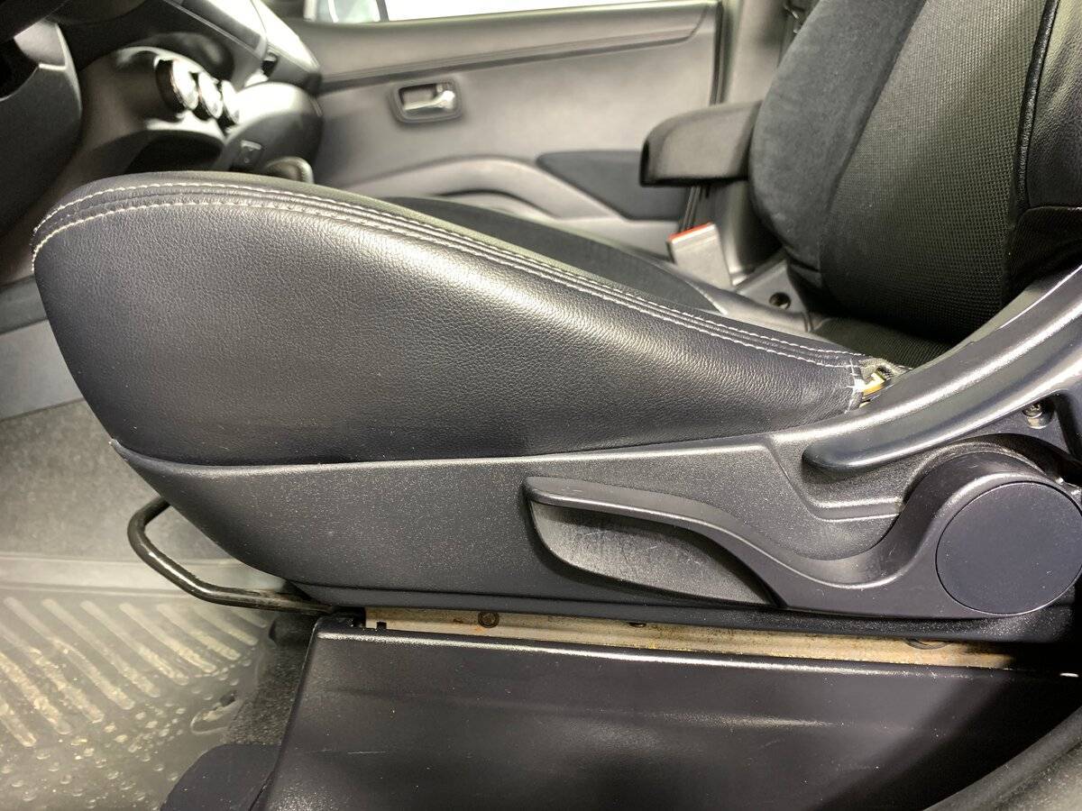 Купить Citroen C-Crosser, 2012, 188 196 км, фото №16