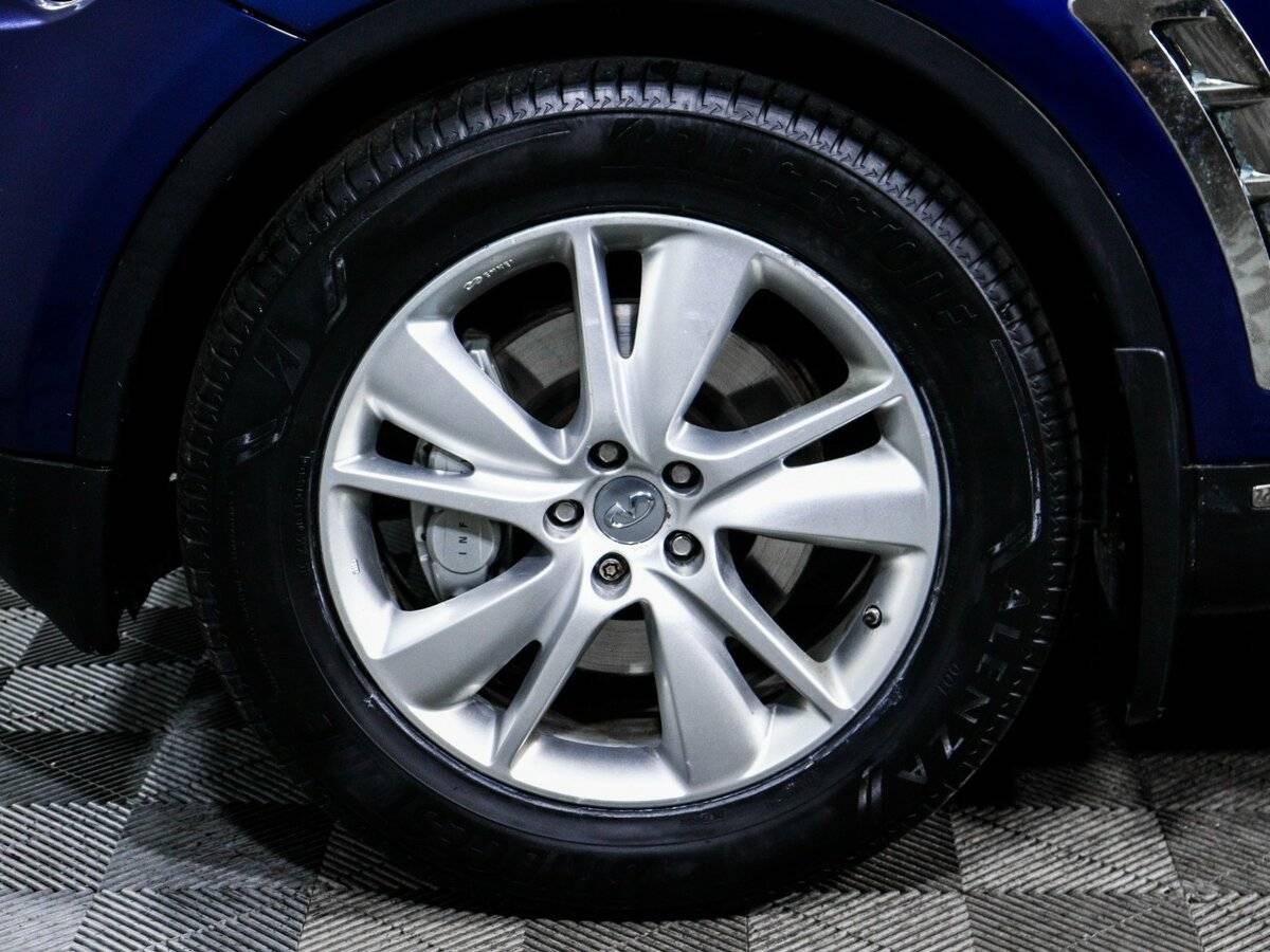 Купить Infiniti FX37, 2012, 180 092 км, фото №15