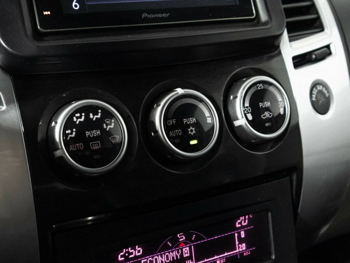 Купить Mitsubishi Pajero Sport, 2012, 291 000 км, фото №18