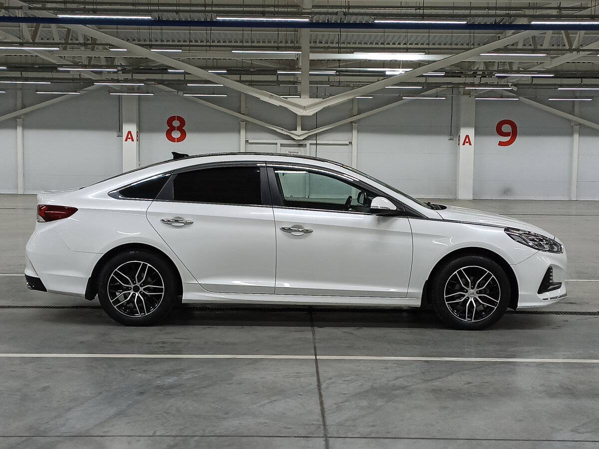 Купить Hyundai Sonata, 2017, 120 558 км, фото №4