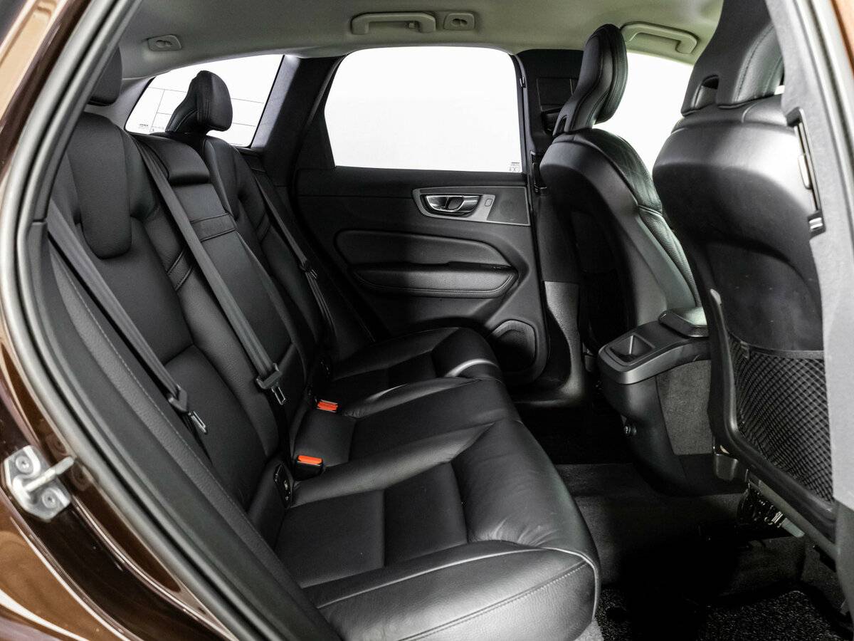 Купить Volvo XC60 II, 2019, 145 580 км, фото №17