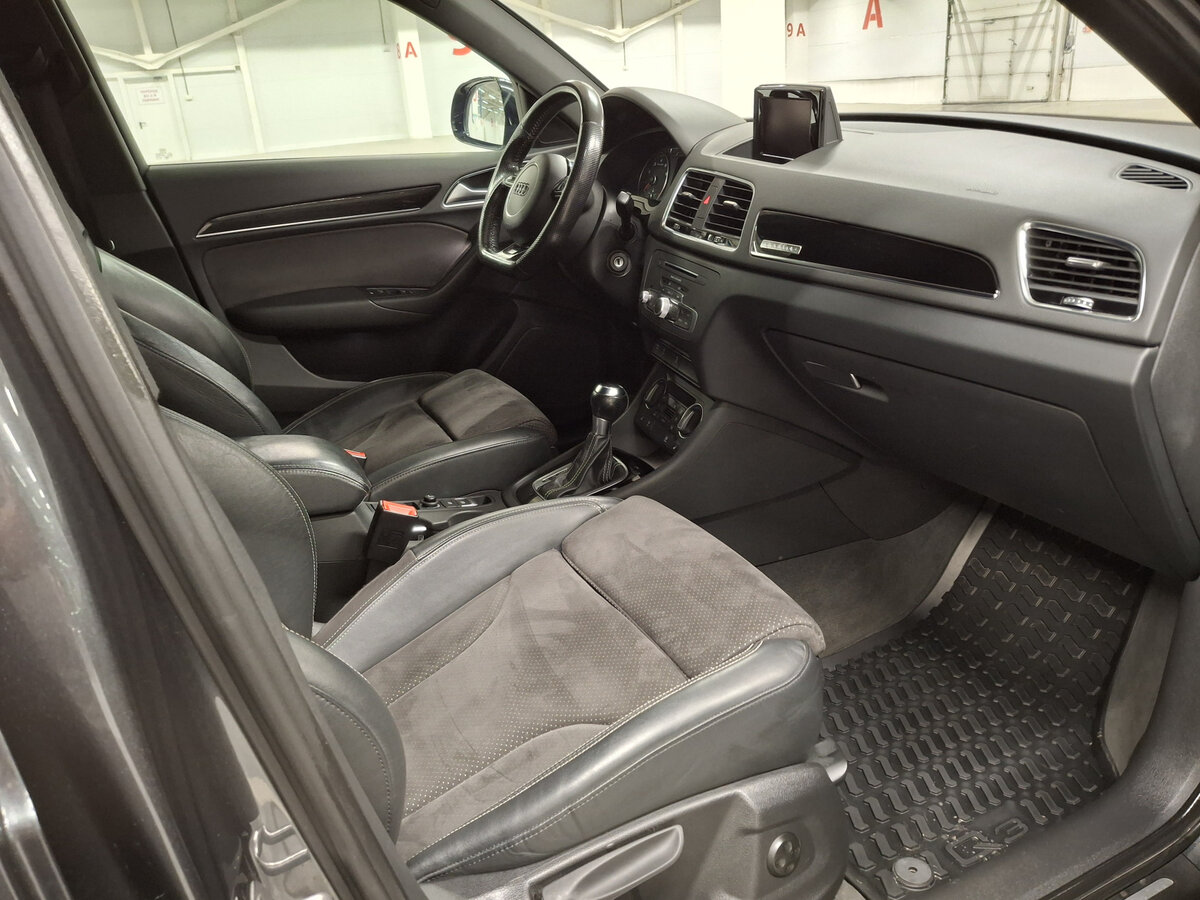 Купить Audi Q3 I (8U) Рестайлинг, 2017, 176 443 км, фото №11